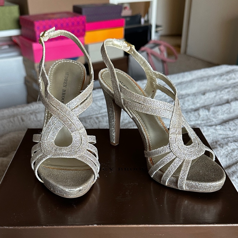 Audrey Brooke Sparkling champagne gold Heels